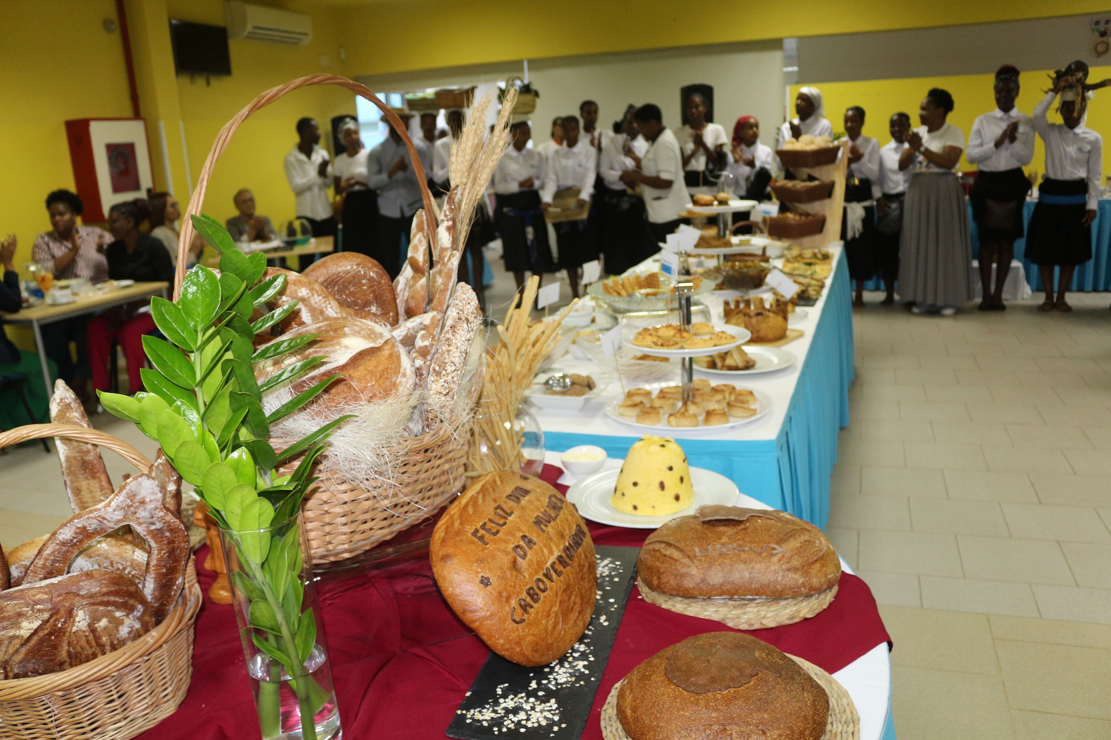 “Tarde de Chá” na EHTCV