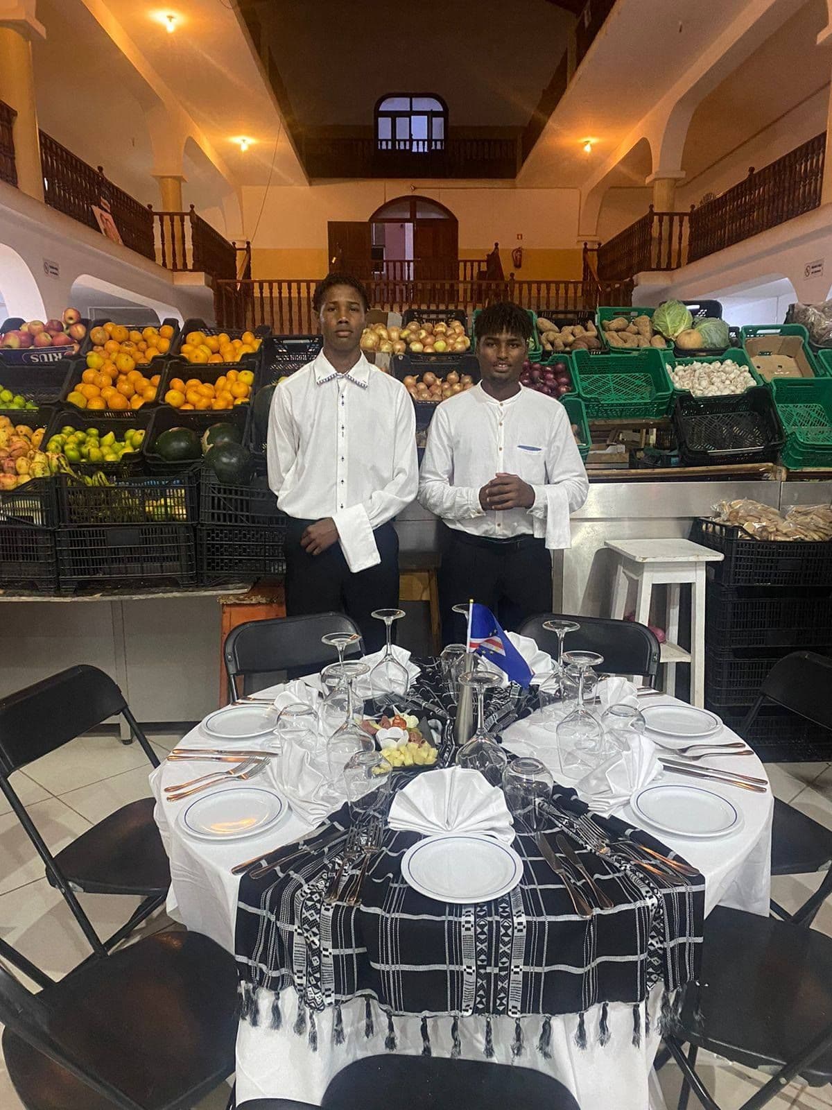 O núcleo da EHTCV no Sal abriu as portas ao público para um delicioso buffet cabo-verdiano